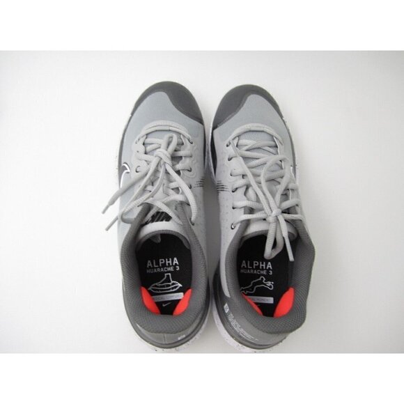 Athletic_Shoes